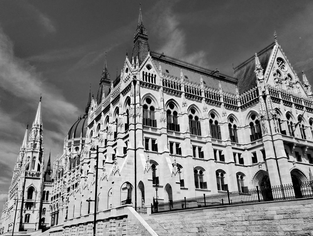 Hid Hotel Budapesta Exterior foto